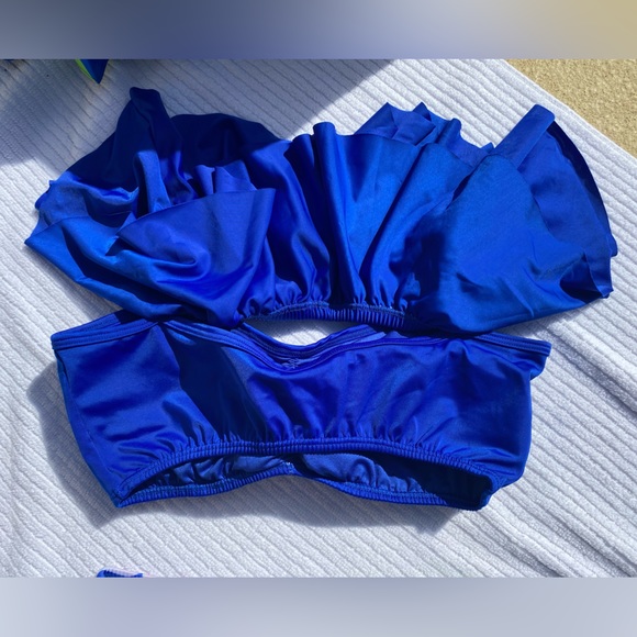 Tropical two piece floral Bathingsuit. Made in Colombia. NEW - Picture 5 of 8